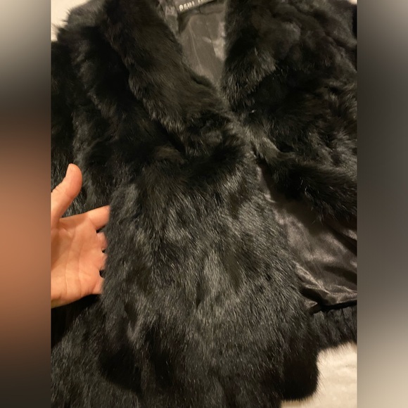 100% Rabbit Jacket - Picture 8 of 9